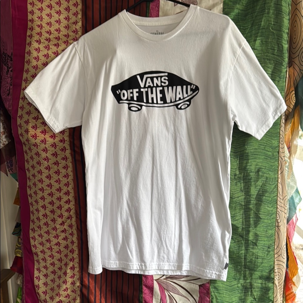 Vans White Short Sleeve Tee with Iconic Logo NWOT Never worn.